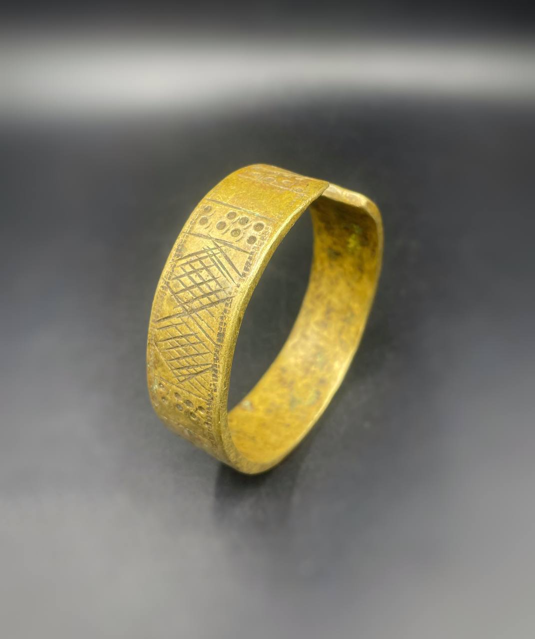 photo_5773678408524041176_y