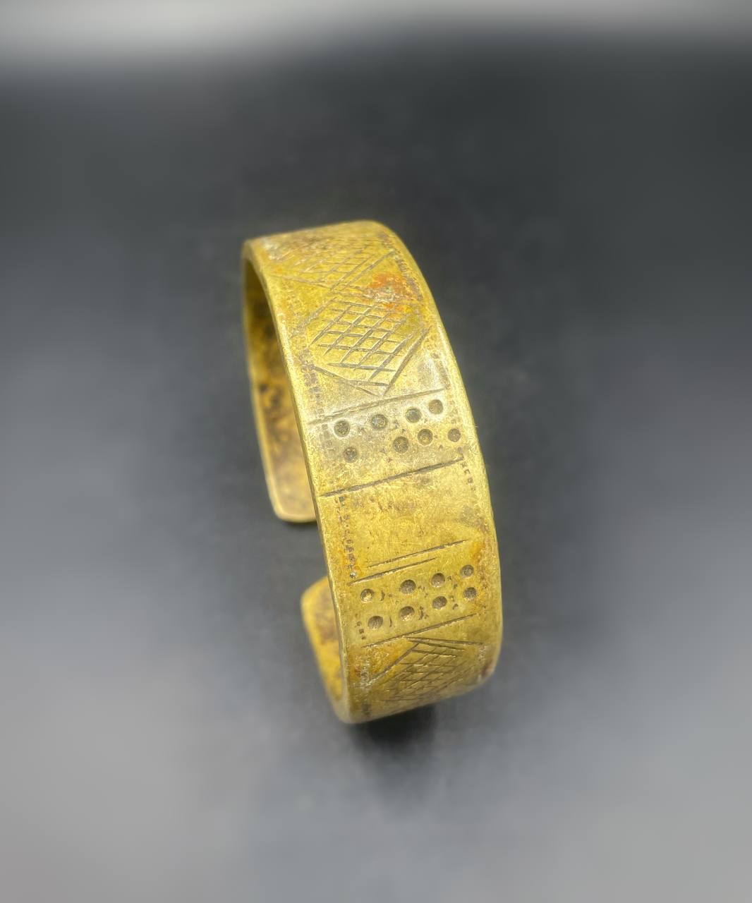 photo_5773678408524041177_y