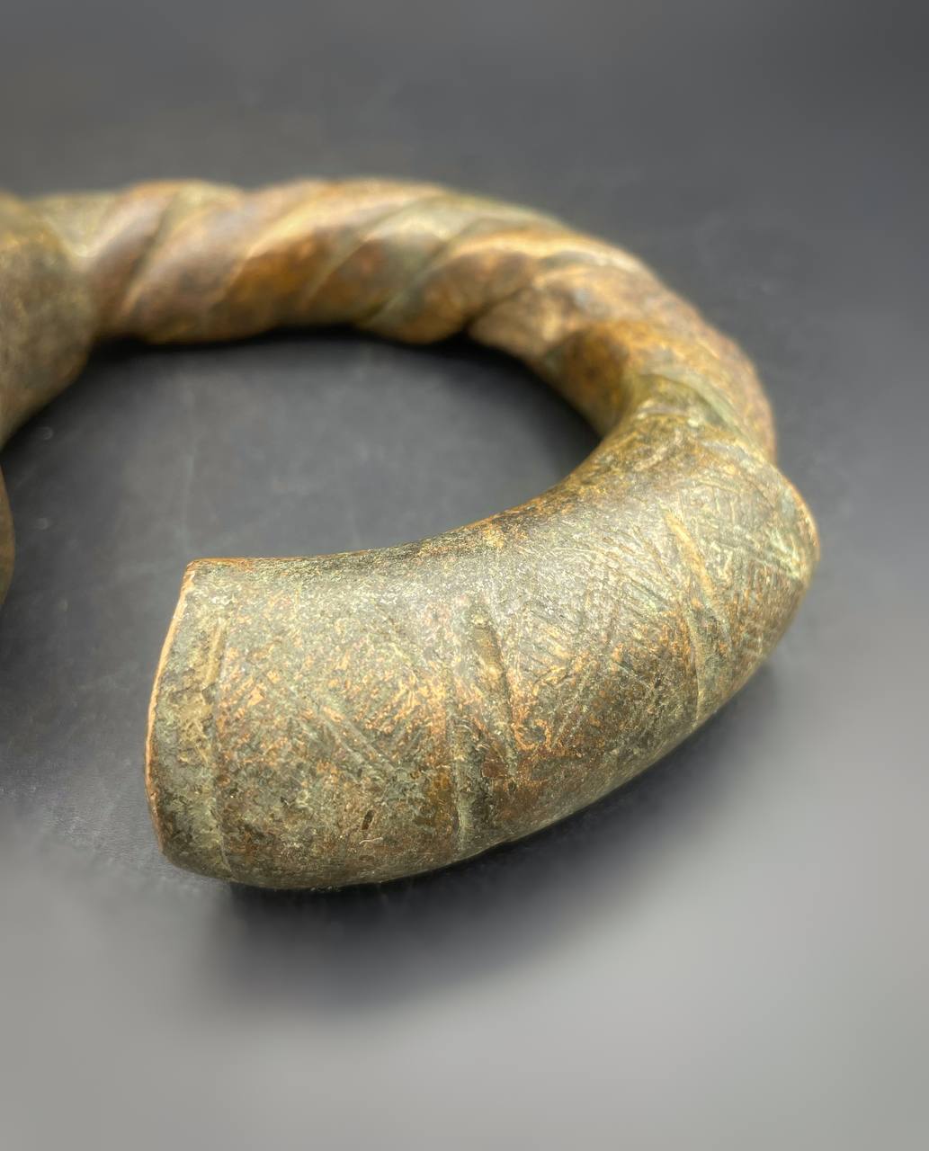 photo_5773678408524041217_y