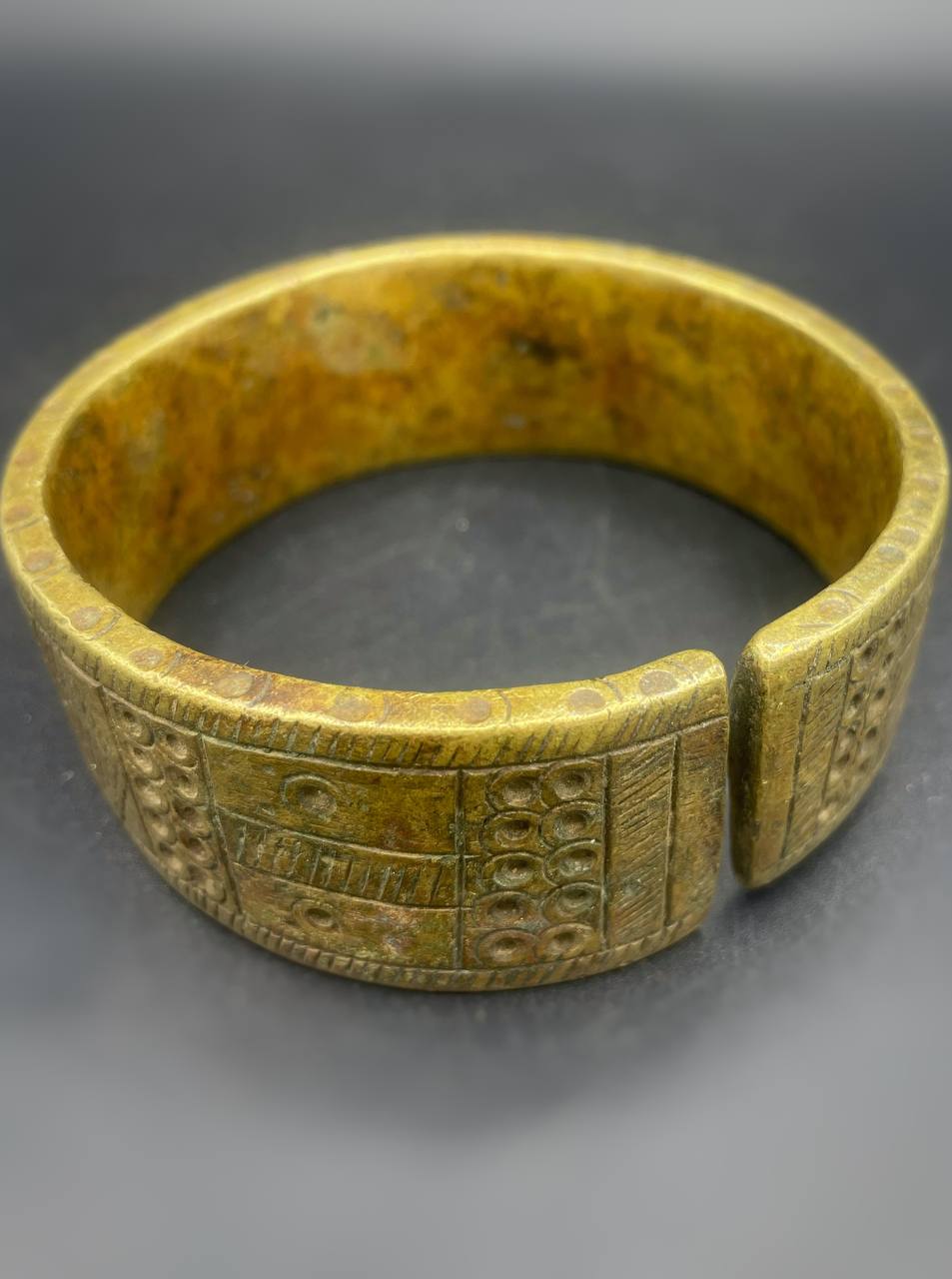 photo_5773678408524041254_y