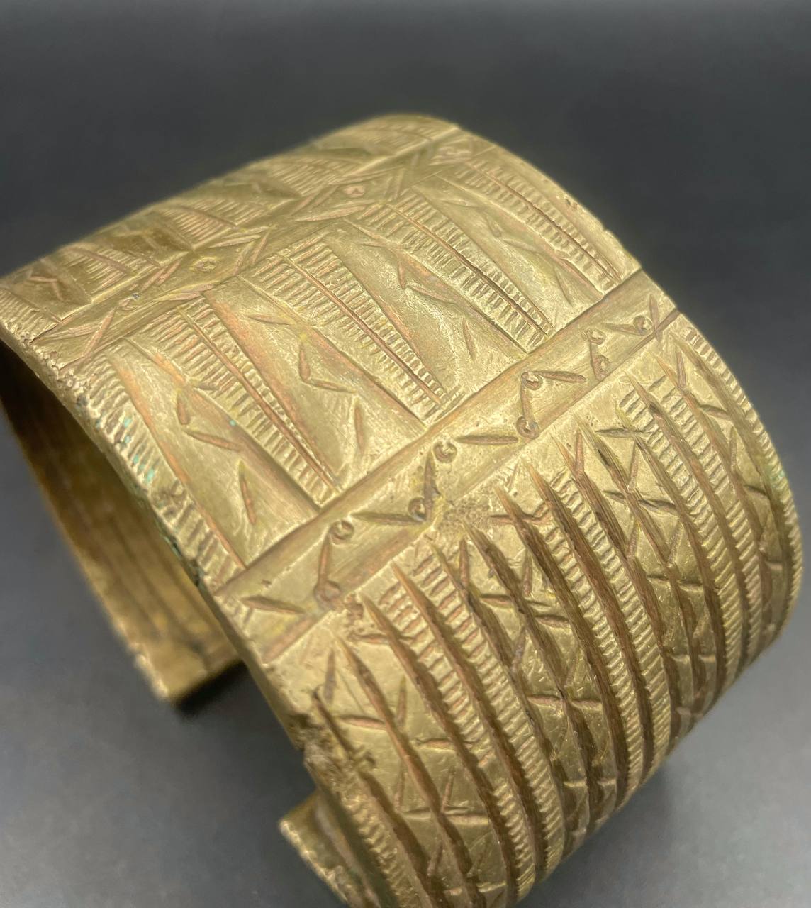 photo_5773678408524041268_y