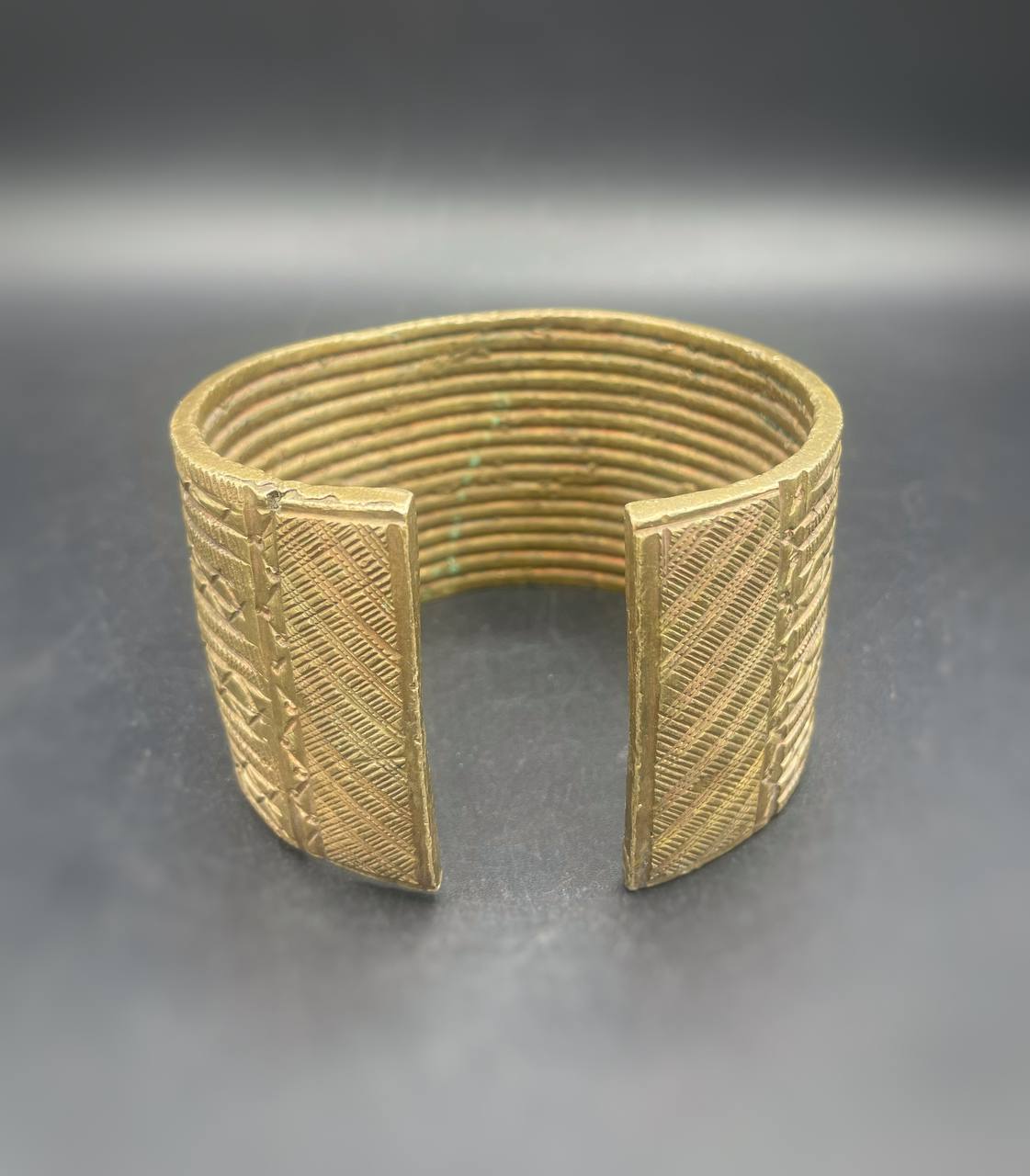 photo_5773678408524041270_y