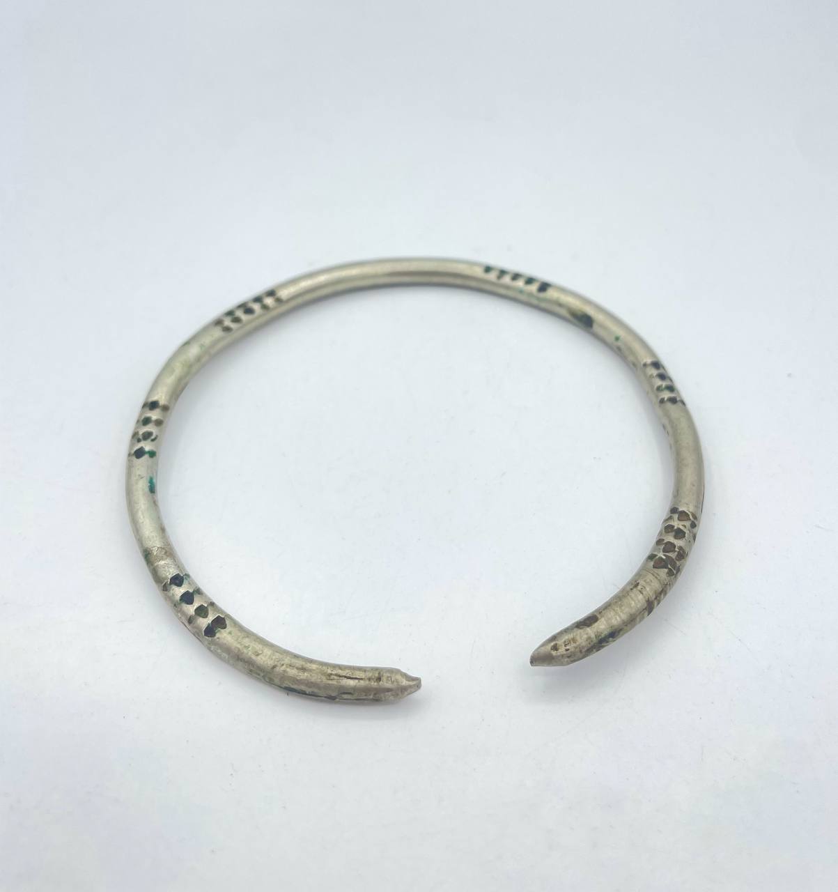 photo_5775930208337726423_y