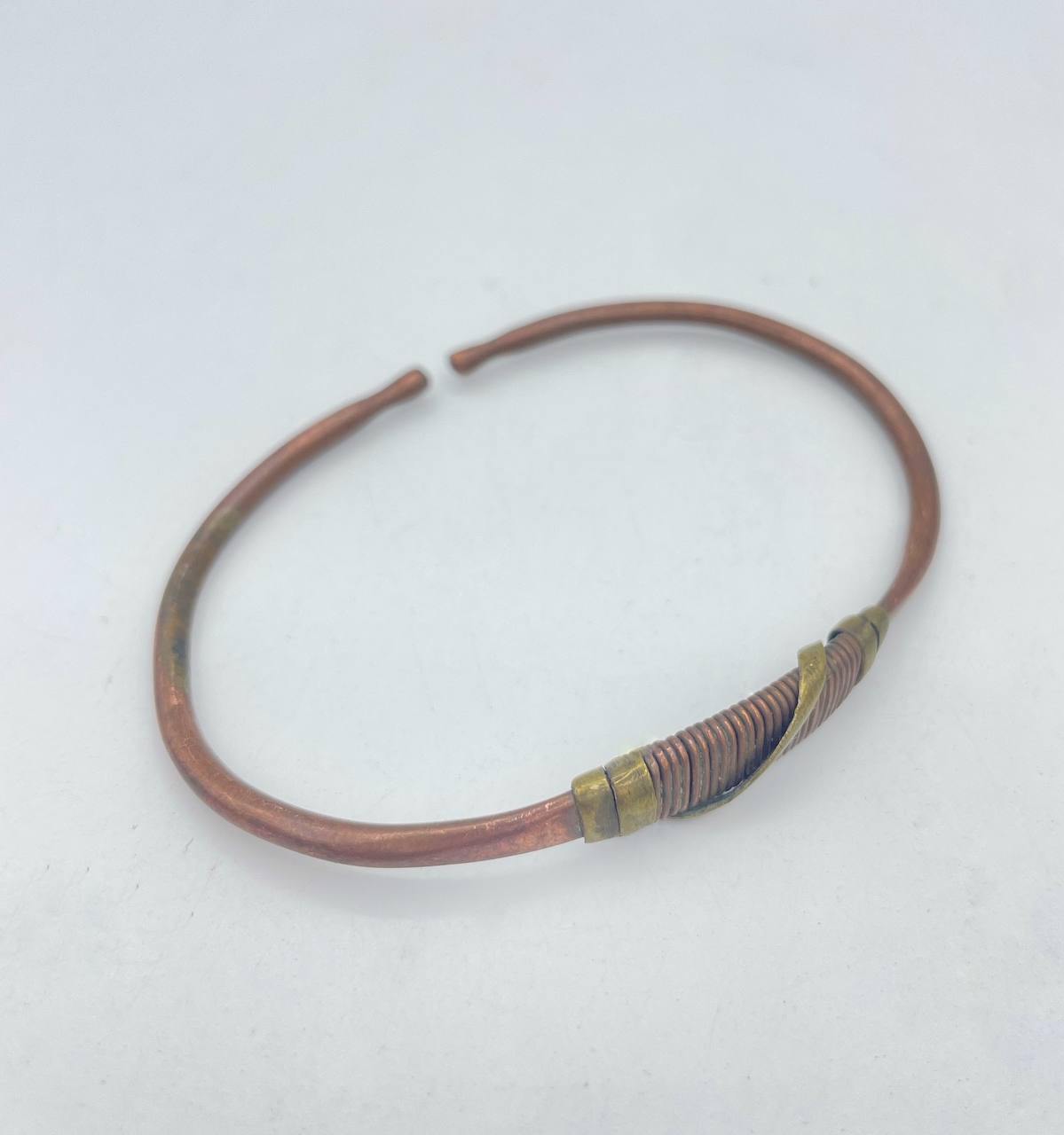 photo_5775930208337726490_y