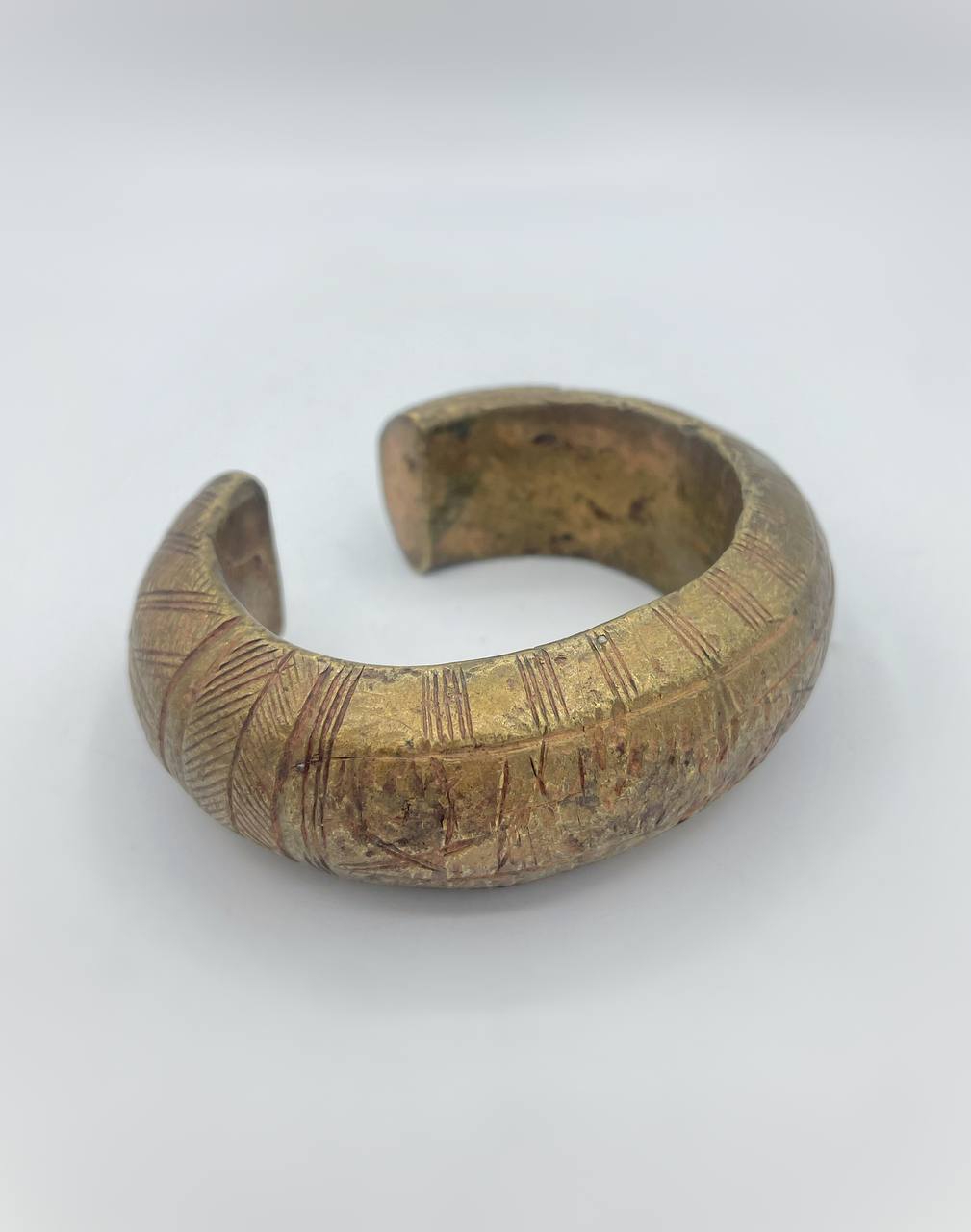 photo_5775930208337726502_y