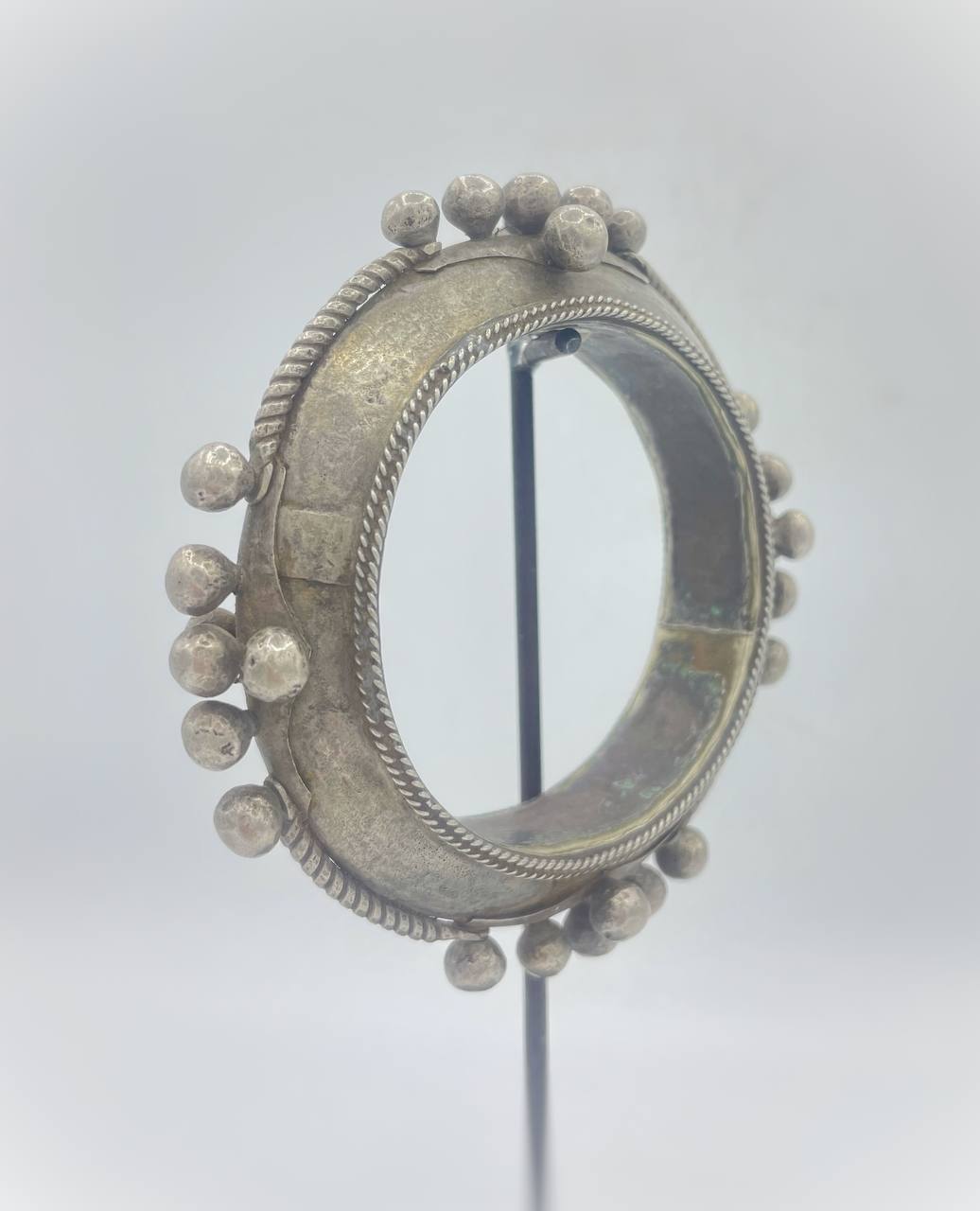 photo_5775930208337726506_y