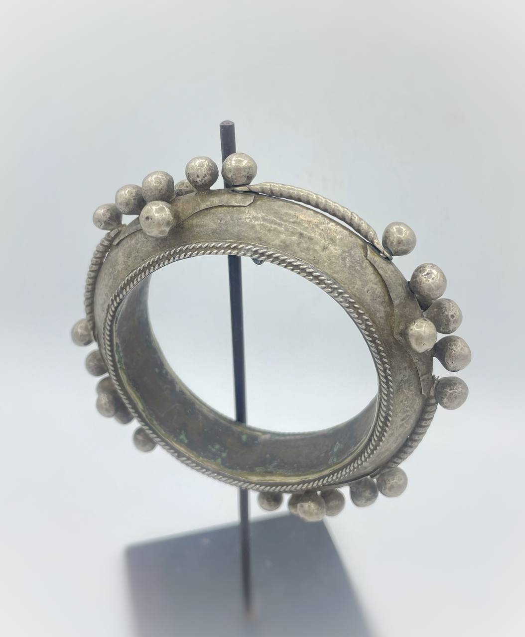 photo_5775930208337726507_y