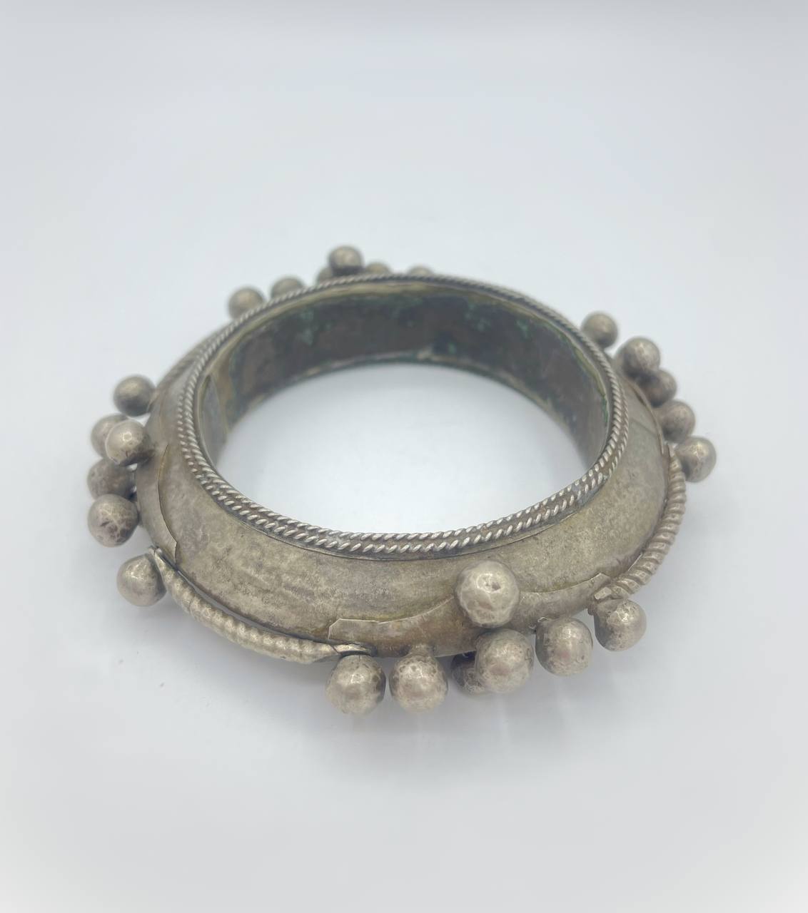 photo_5775930208337726508_y