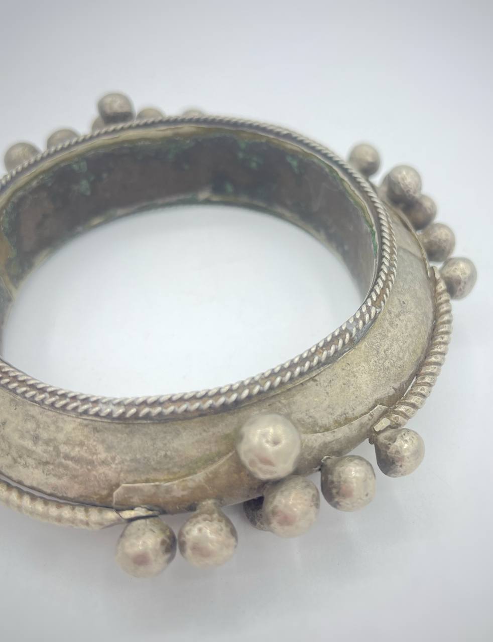 photo_5775930208337726509_y