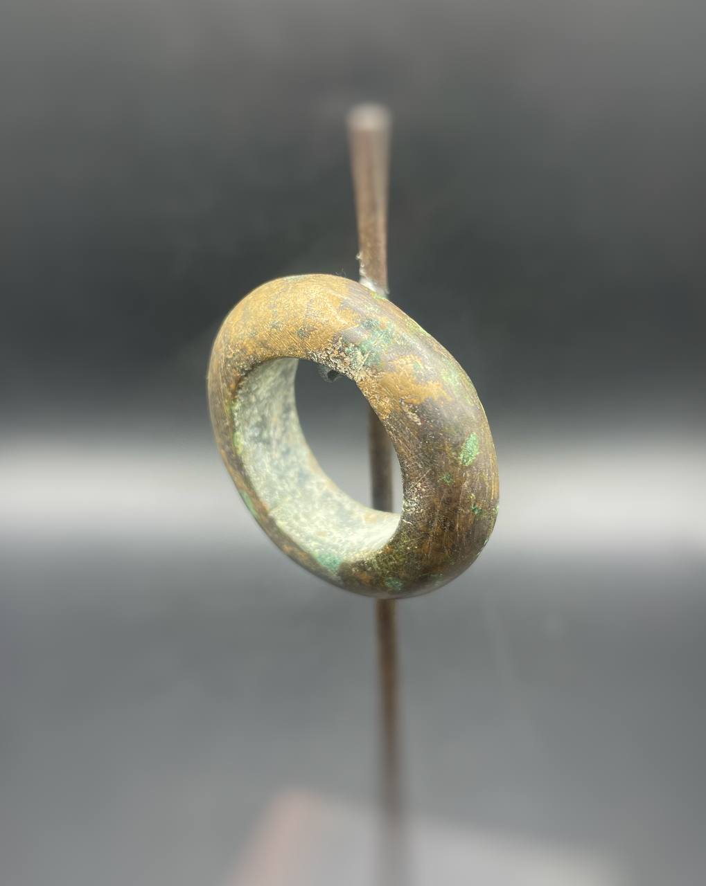 photo_5775930208337726553_y