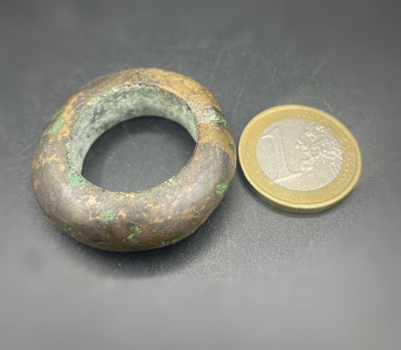 photo_5775930208337726556_y