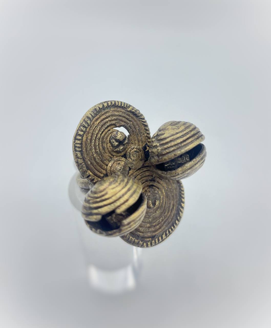 photo_5775930208337726761_y