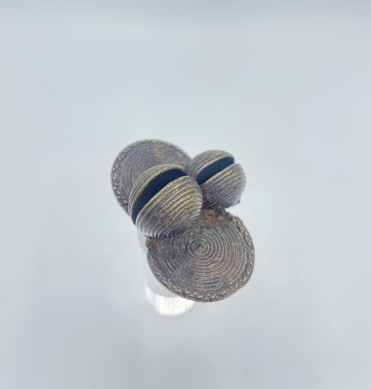 photo_5776188954347506529_y