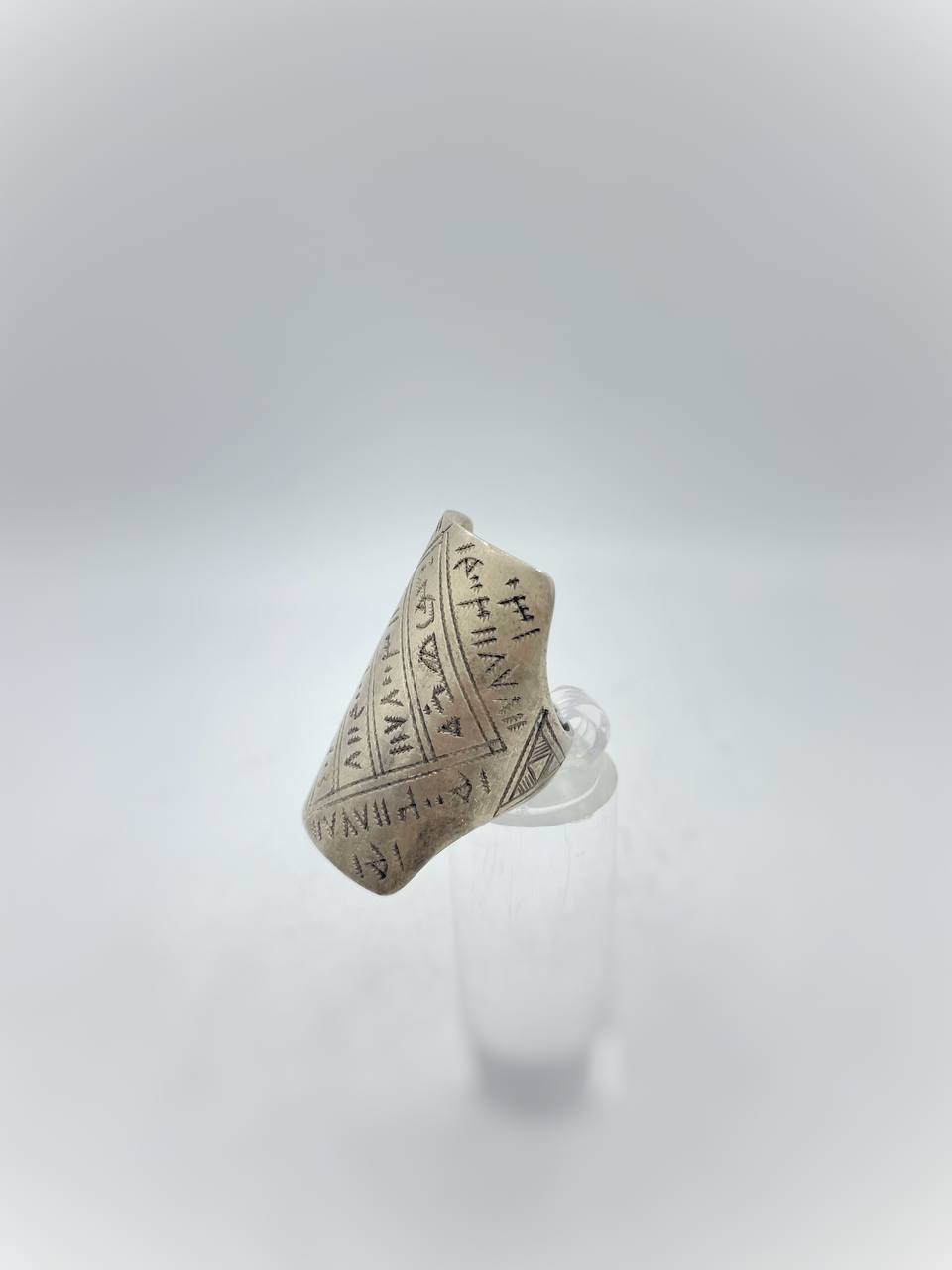 photo_6001491282150672763_y