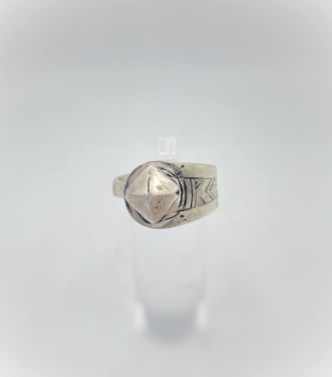 photo_6001491282150672784_y