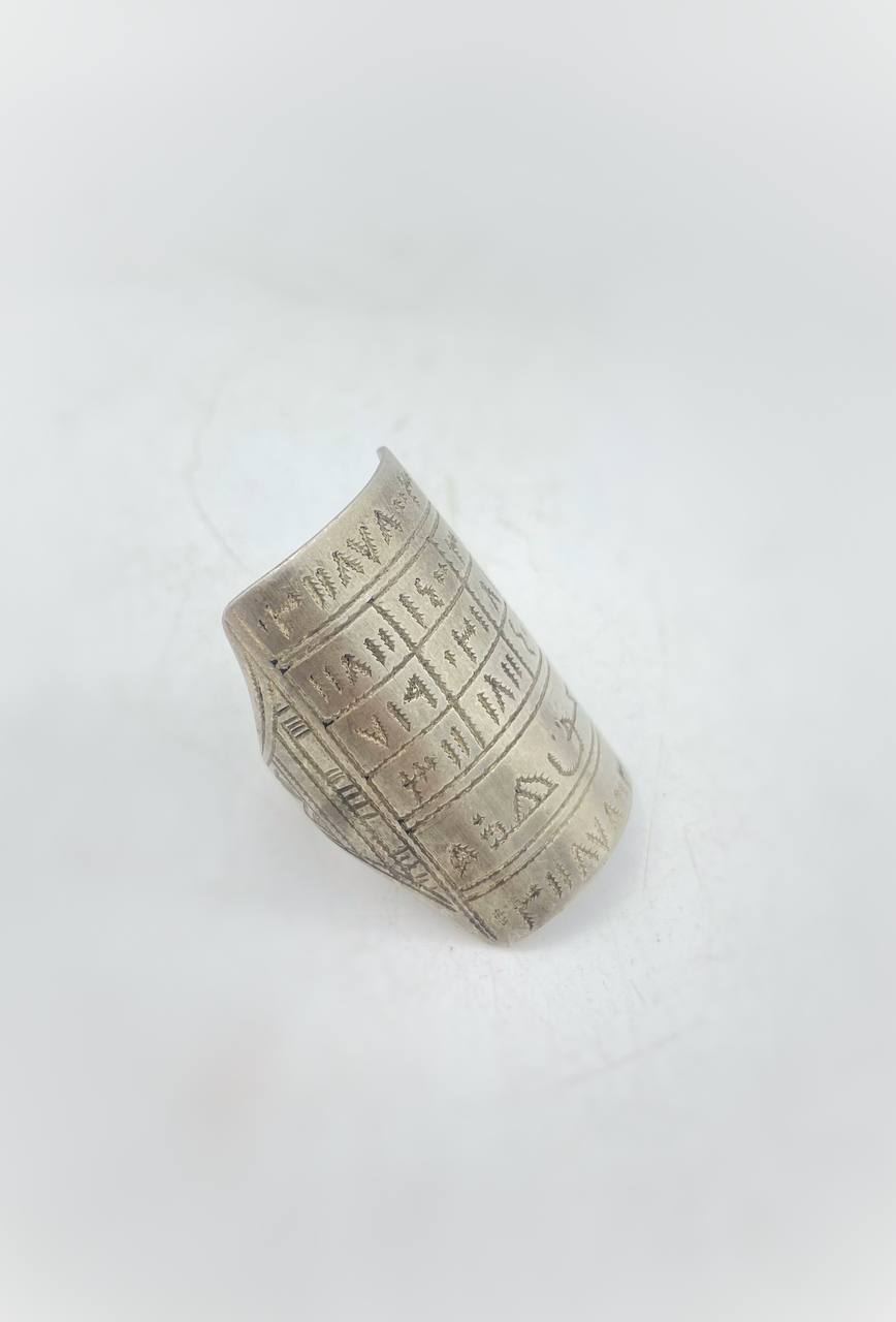 photo_6001491282150672807_y