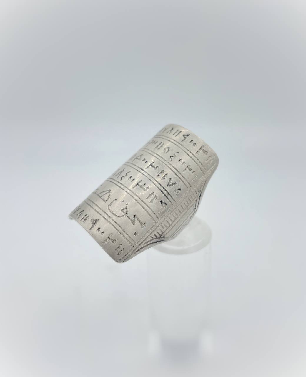 photo_6021775081249819302_y