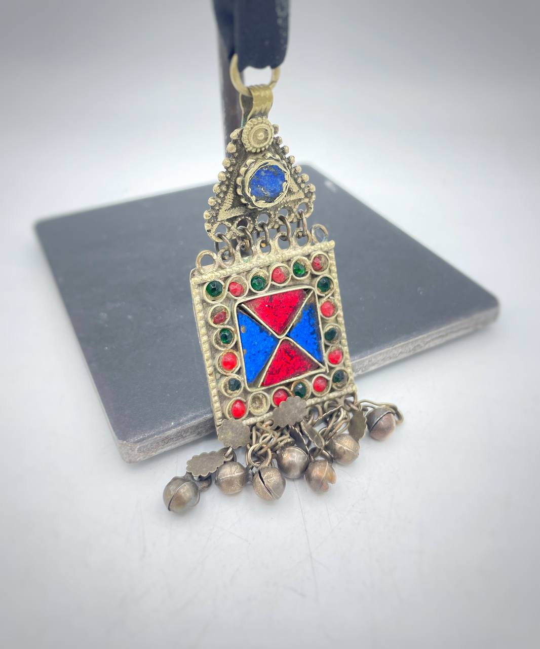 photo_6024026881063504190_y