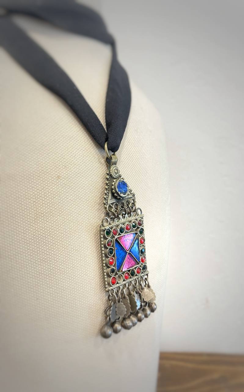 photo_6024026881063504195_y