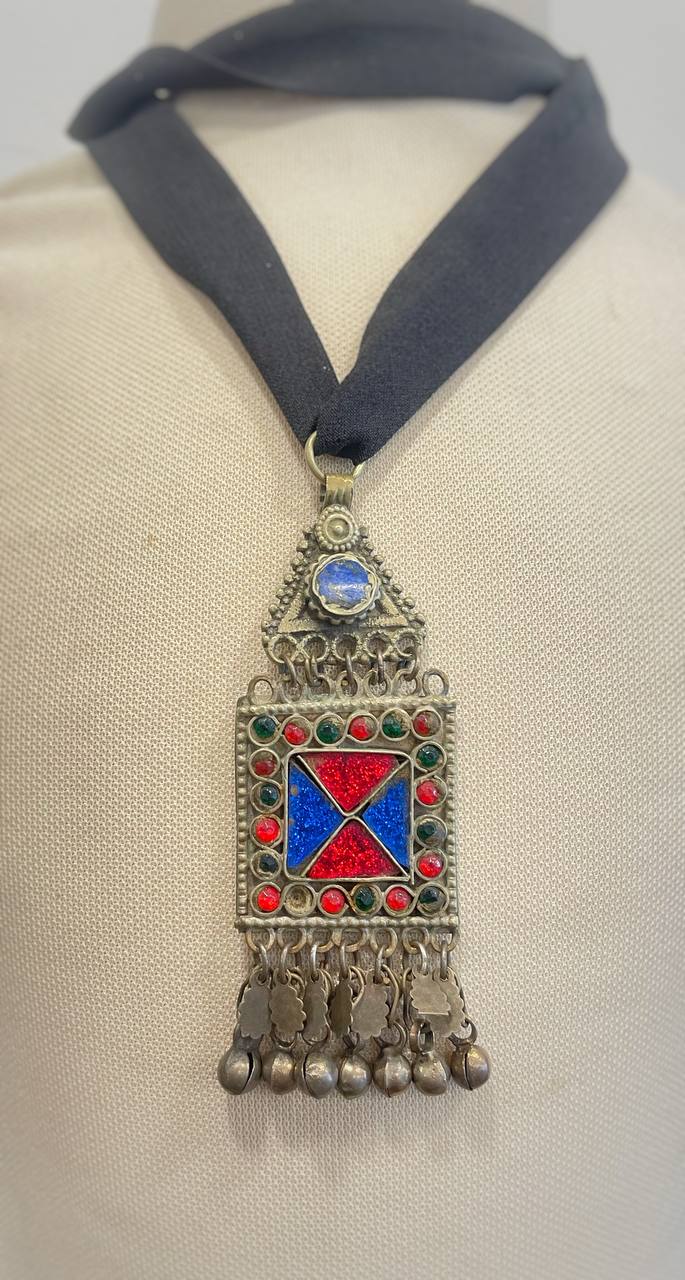 photo_6024026881063504196_y