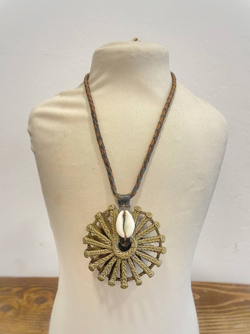 photo_6024026881063504206_y