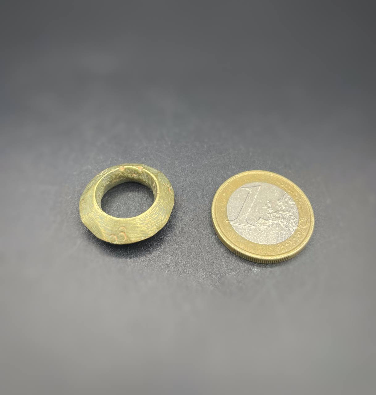 photo_6044367846181113043_y