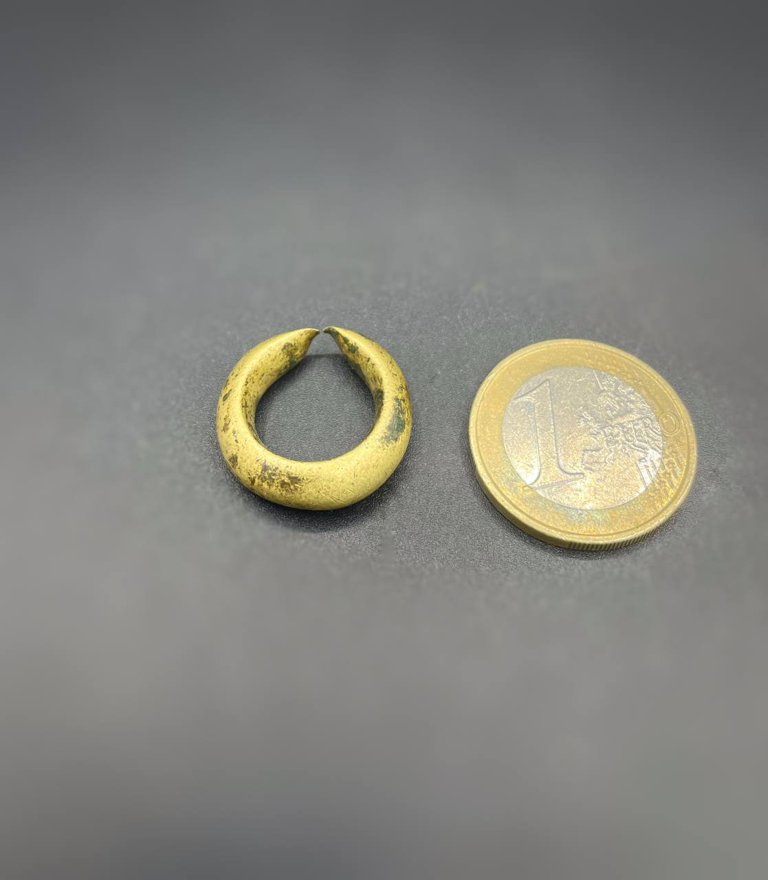 photo_6044367846181113097_y