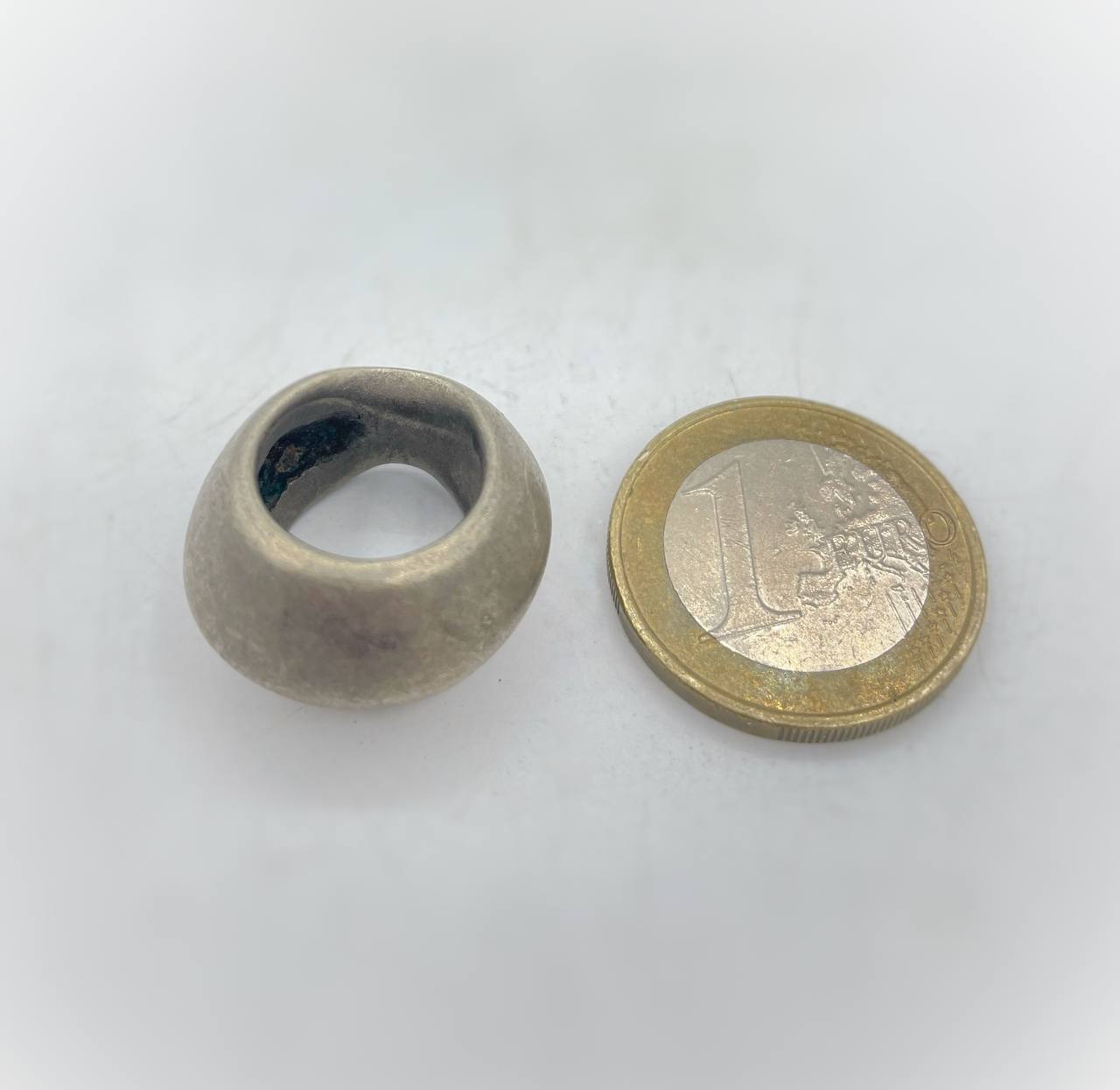 photo_6044367846181113127_y