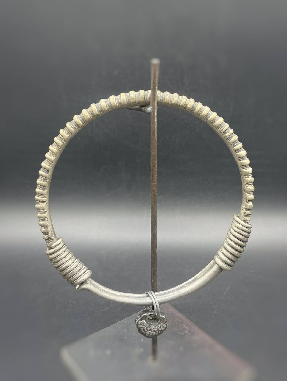 photo_6046614874286132029_y