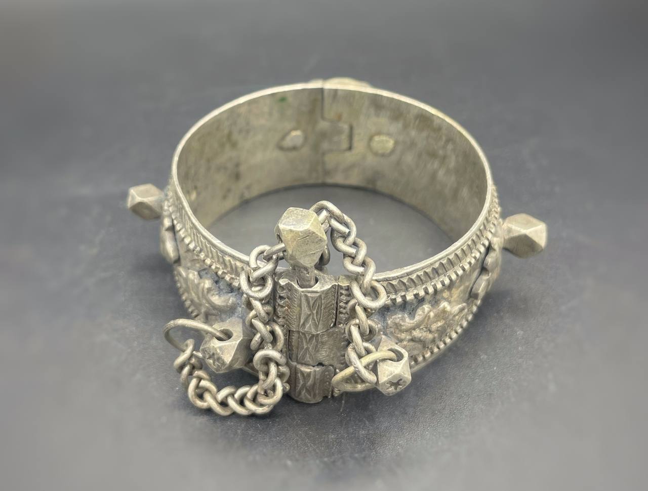 photo_6046614874286132048_y