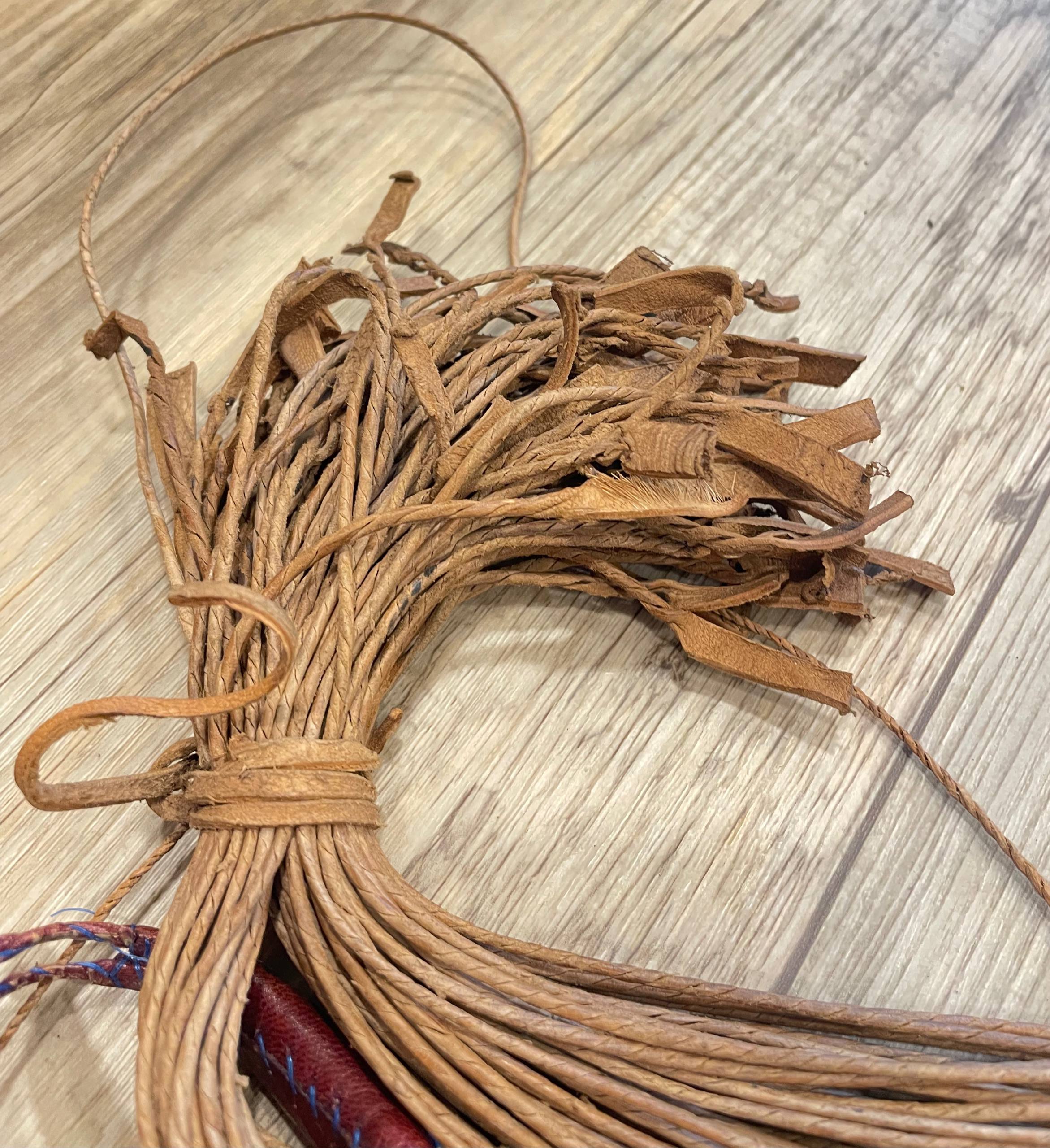 photo_5796694846205529206_w (1)