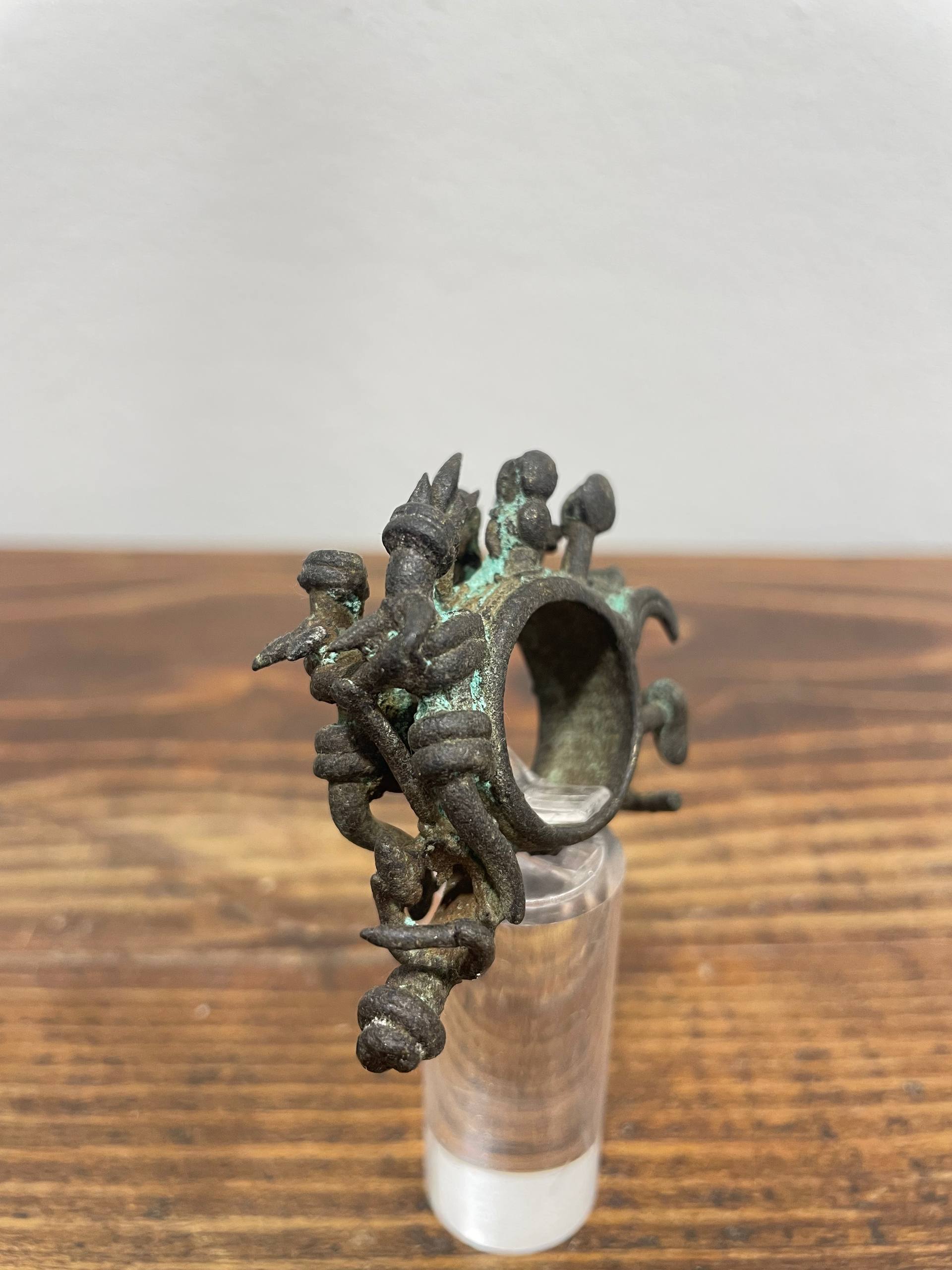 photo_5796694846205529265_w